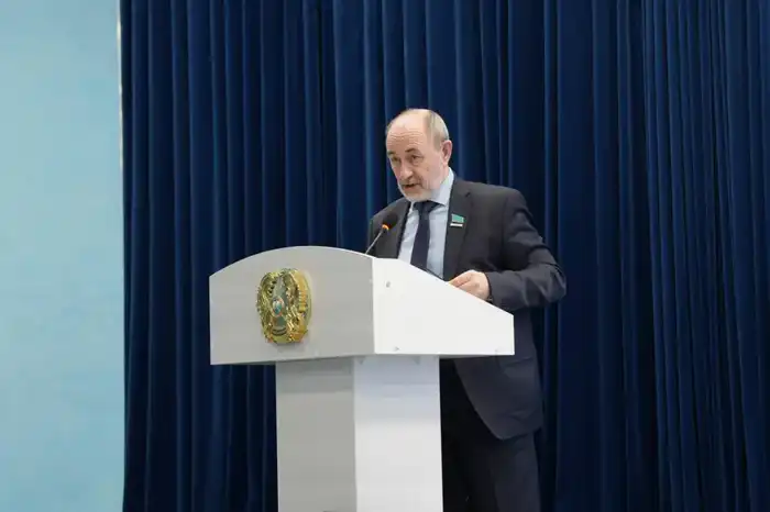 Школьники и студенты колледжей Астаны, Павлодарской, Восточно-Казахстанской областей и области Абай приняли участие в экочасе на тему водосбережения «Экономь воду – сохраняй будущее!» (5)