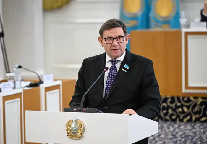 Сергей Пономарев о новой Конституции Казахстана: важный шаг к согласия и единству в обществе Астане