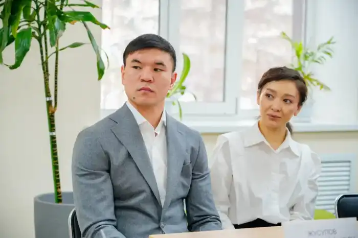 Обсуждение проекта новой Конституции молодежью Казахстана Астане