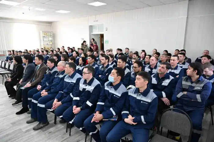 Работники ТЭЦ в Актобе поддержали новую Конституцию (5)