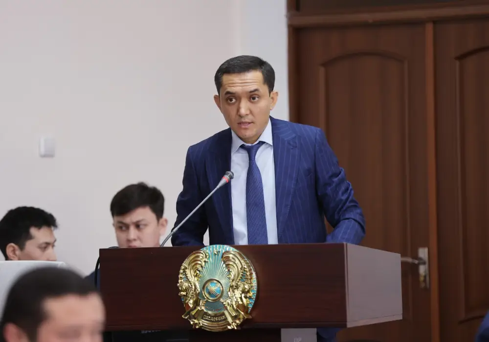 Ербол Карашукеев провёл встречу с председателем президиума «Атамекен» и предпринимателями (6)