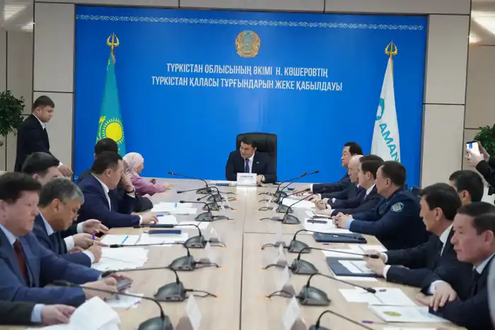 Аким Туркестанской области Нуралхан Кушеров встретился с гражданами для решения социальных и инфраструктурных вопросов Астане