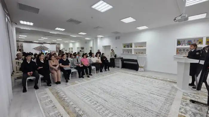 «Закон и порядок»: столичным педагогам разъяснили основы финансовой и цифровой безопасности (3)