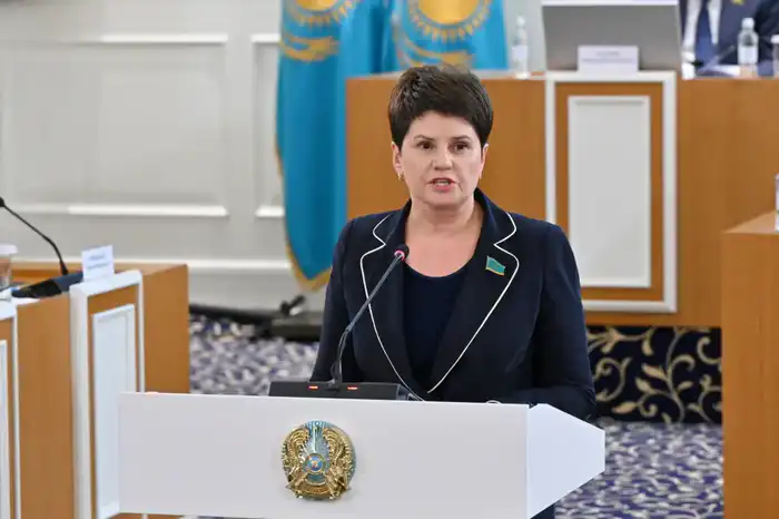 Принятие новой Конституции РК на референдуме: шаг к укреплению представительной власти и повышению доверия граждан Астане