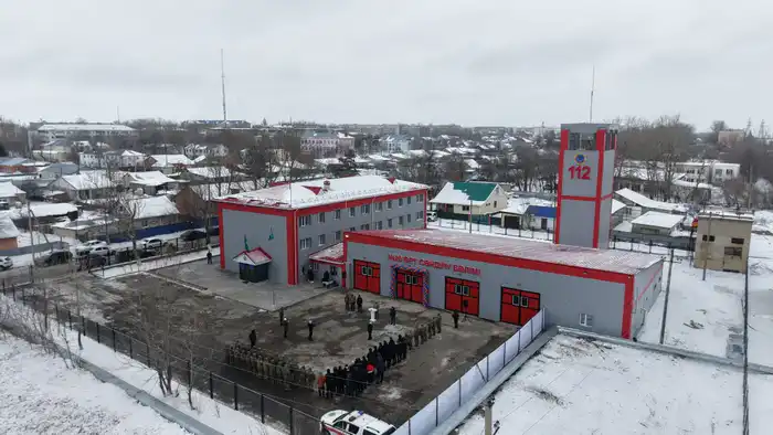 Глава МЧС вручил спасателям Актюбинской области ключи от новой техники (10)