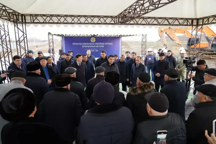 В РАМКАХ ПОРУЧЕНИЯ ПРЕЗИДЕНТА В САРЫАГАШЕ НАЧАТО СТРОИТЕЛЬСТВО СОВРЕМЕННОЙ МНОГОПРОФИЛЬНОЙ БОЛЬНИЦЫ НА 300 КОЕК (6)