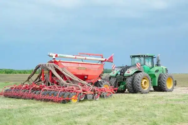 37 тысяч единиц сельхозтехники выйдет на поля Акмолинской области (3)