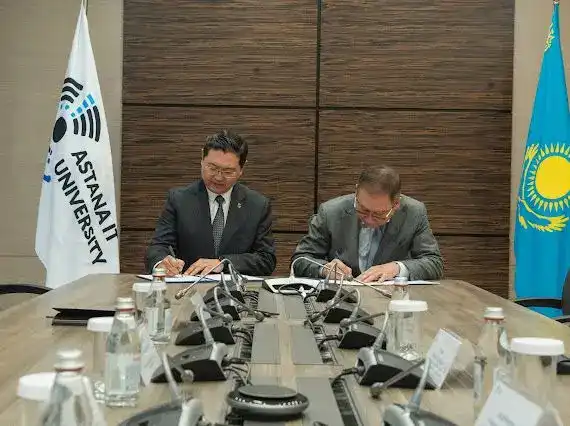 Подписаны меморандумы о сотрудничестве в области промышленной безопасности с Astana IT University и АО "ФНБ "Самрук-Қазына" Астане