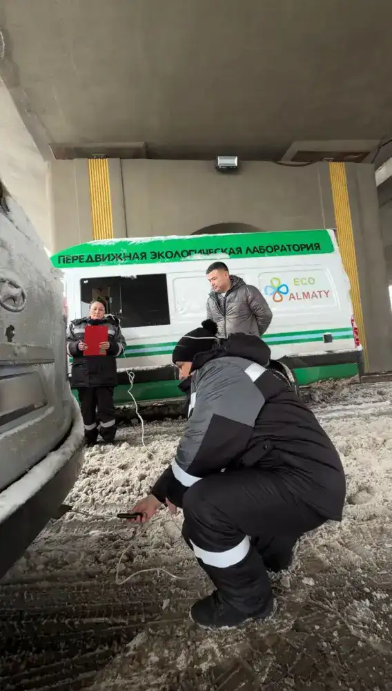 Каждый шестой автомобиль в Алматы нарушает экологические нормы, шокируя владельцев Астане