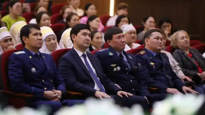 Обсуждение проблем сталкинга на форуме в Туркестанской области собрало более 500 участников Астане