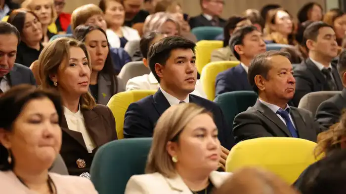 В школах внедрена новая программа для формирования гражданственности у детей Астане