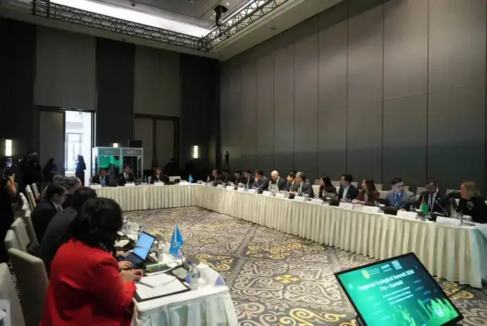 Казахстан формирует региональную повестку: в Астане обсудили запуск Региональной платформы «Зелёная школа» в преддверии РЭС-2026 (10)