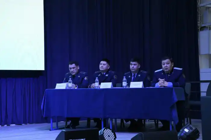 Мост через барьеры: студенты и осужденные обсудили закон в Астане Астане