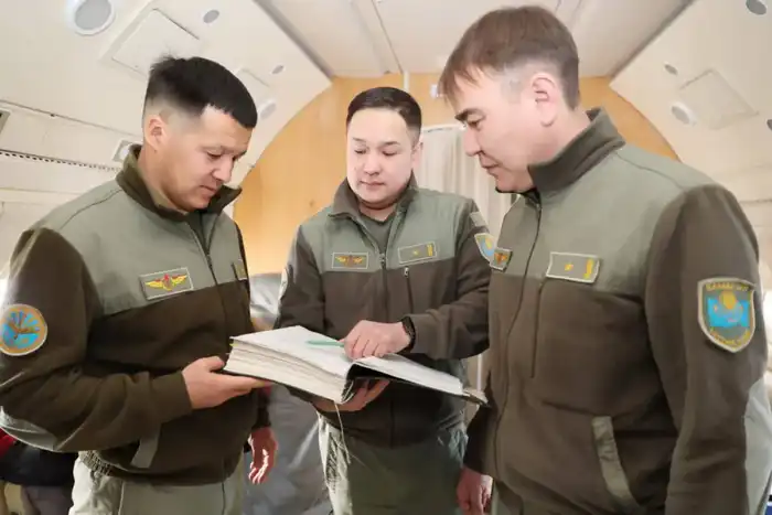 Опытный пилот Национальной гвардии: 900 часов в воздухе как символ преданности и спасения Астане