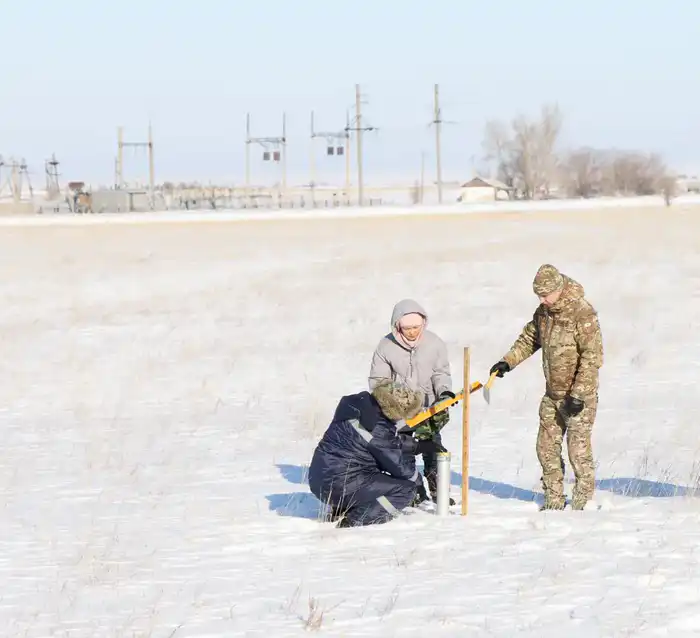 Подготовка к весеннему половодью в Казахстане мероприятия по очистке рек укреплению берегов и строительству дамб Астане