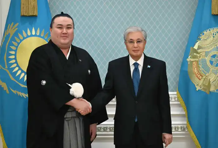Президент Казахстана поддерживает успехи национального борца сумо на международной арене Астане