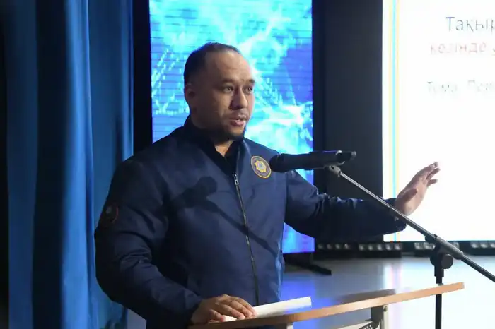 Будущие герои: школьники столицы знакомятся с работой спасателей в рамках Всемирного дня гражданской обороны Астане