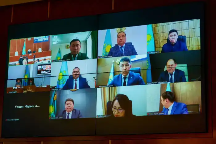 В ВКО обсудили актуальные вопросы инвестиций, туризма, АПК, продовольственной безопасности, цифровизации (3)