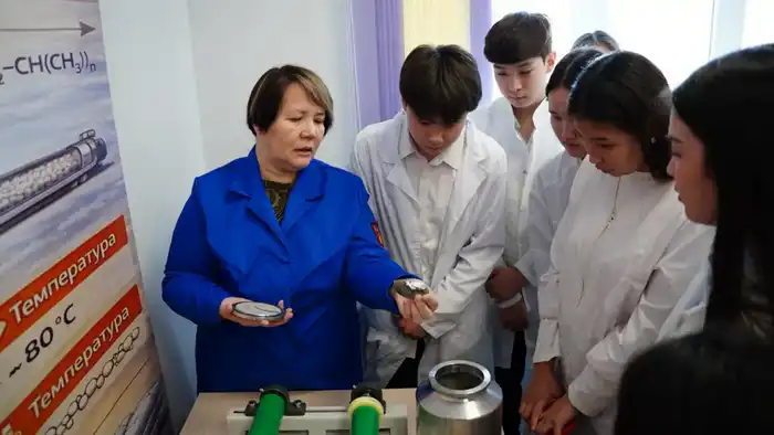 Создание международной лаборатории в Utebayev University для разработки экологически чистой упаковки из полипропилена и сельскохозяйственных отходов Астане