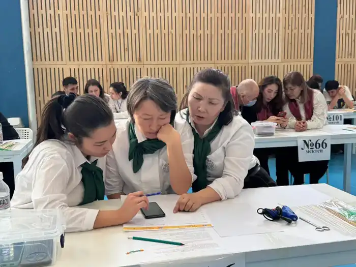 Второй этап городской STEM-олимпиады для учителей провели в Астане (2)