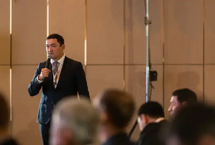 Развитие телекоммуникационной инфраструктуры для ИИ: новые возможности для доступа и прогресса в Казахстане Астане