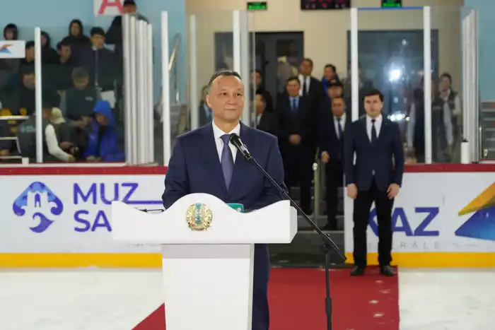 Международный хоккейный матч в Туркестане: победа команды Turan Tigers над клубом 'Барыс' Астане