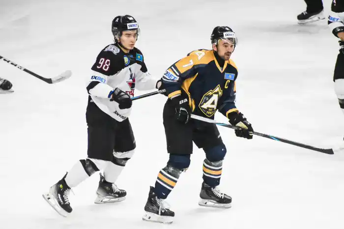 Хоккейный клуб «Алматы» успешно прошел в плей-офф PRO HOKEI LIGASY, победив «Актобе» Астане