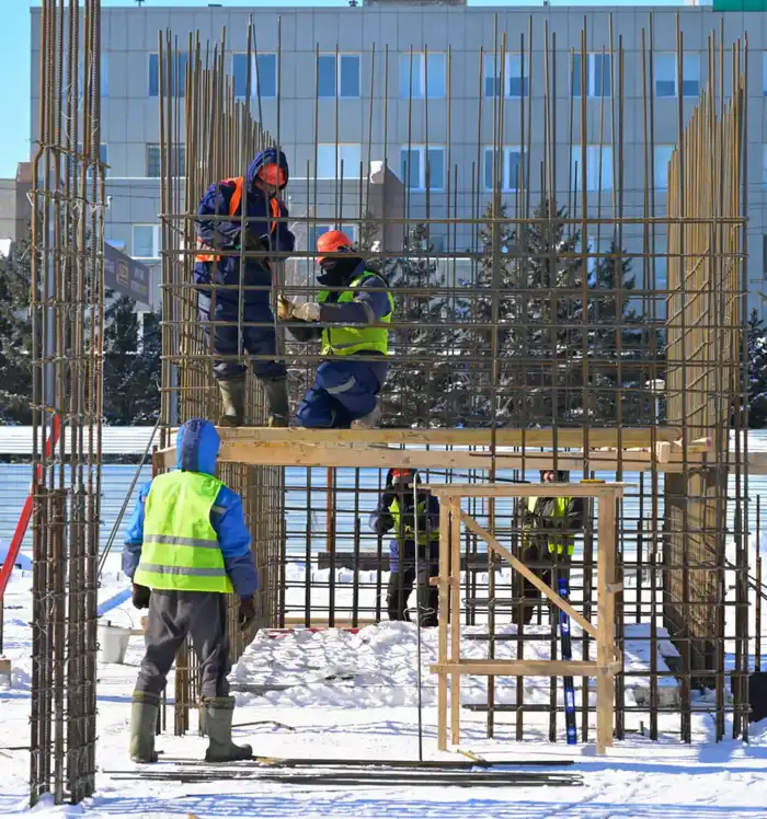 Аким области Асаин Байханов ознакомился с инвестиционными проектами региона, включая строительство гостиницы Novotel и посещение предприятий центральной промышленной зоны. Астане