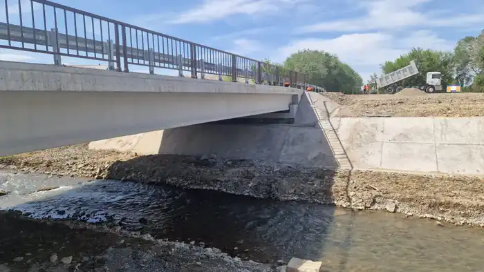 В Жетісу завершаются работы по восстановлению аварийных мостов Астане