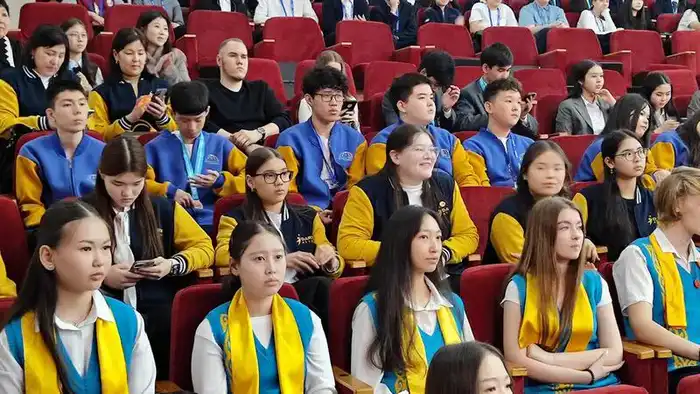 Самые интересные проекты общественно-гуманитарного направления выбрали в Караганде (4)