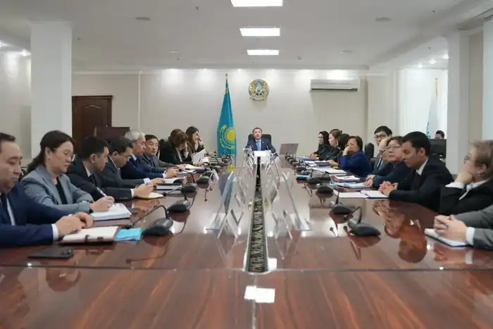 Обсуждение новой Конституции РК: ключевые аспекты защиты прав человека и их влияние на будущее государства Астане