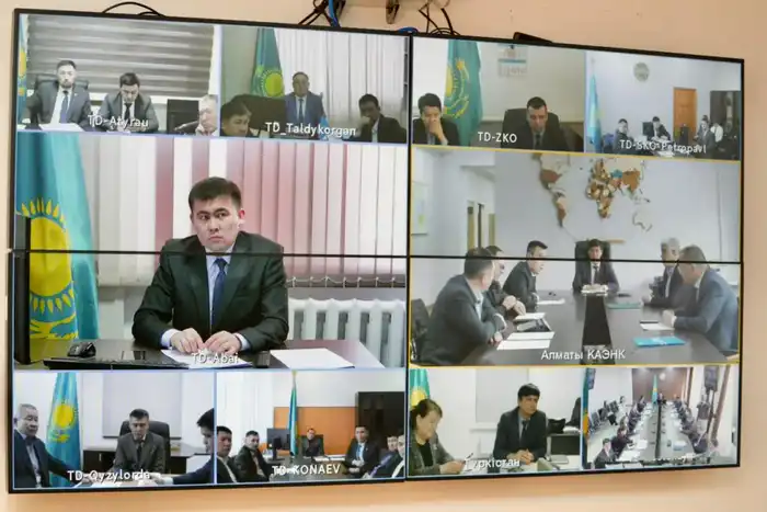 В республиканском селекторе рассмотрены промежуточные итоги отопительного сезона и планы ремонтной кампании (10)