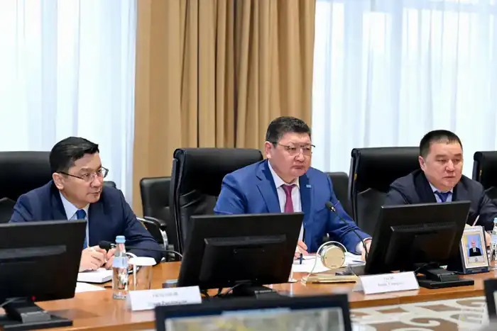 Строительство железной дороги «Аягоз–Бахты»: создание рабочих мест и развитие транспортной инфраструктуры региона Астане