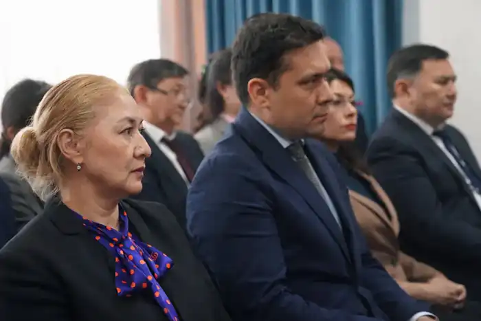 В национальном правозащитном центре обсудили проект новой Конституции (5)