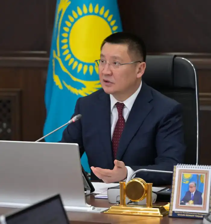 Глава региона Асаин Байханов подвёл итоги отопительного сезона и обсудил подготовку к зимнему периоду 2026-2027 годов Астане