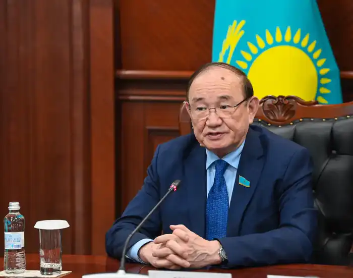 Охрана окружающей среды и экология в обсуждении с сенаторами и Министерством экологии Астане