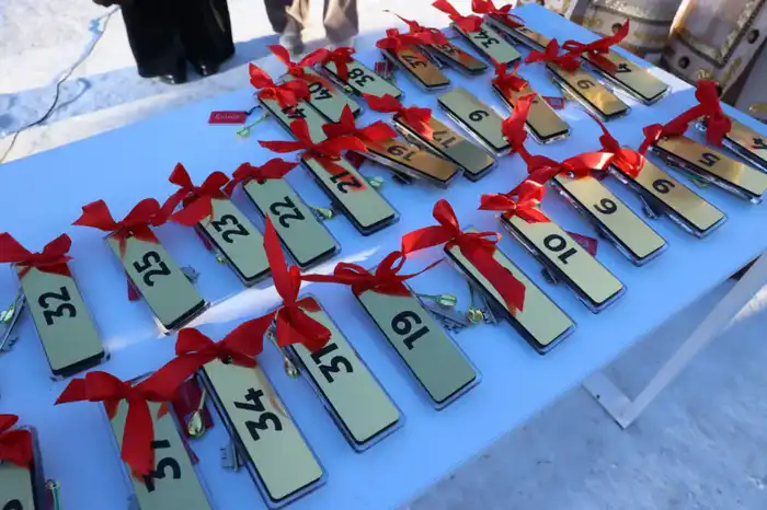 43 семьи в микрорайоне «Астана» получили ключи от новых квартир, включая детей-сирот и многодетные семьи Астане