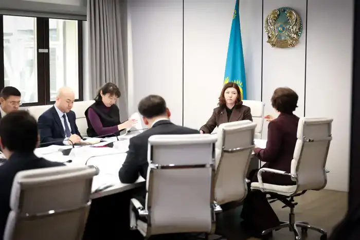 Жулдыз Сулейменова: Ключевым показателем реформ в образовании является статус учителя и его правовая защищенность (3)