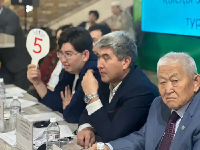 Зимний интеллектуальный праздник: пенсионеры Астаны в поисках мудрости Астане