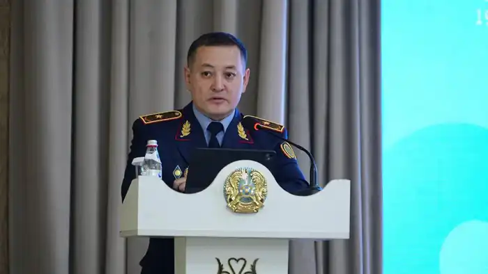 Обсуждение общественной безопасности: Глава полиции Шымкента встречается со студентами для профилактики правонарушений Астане