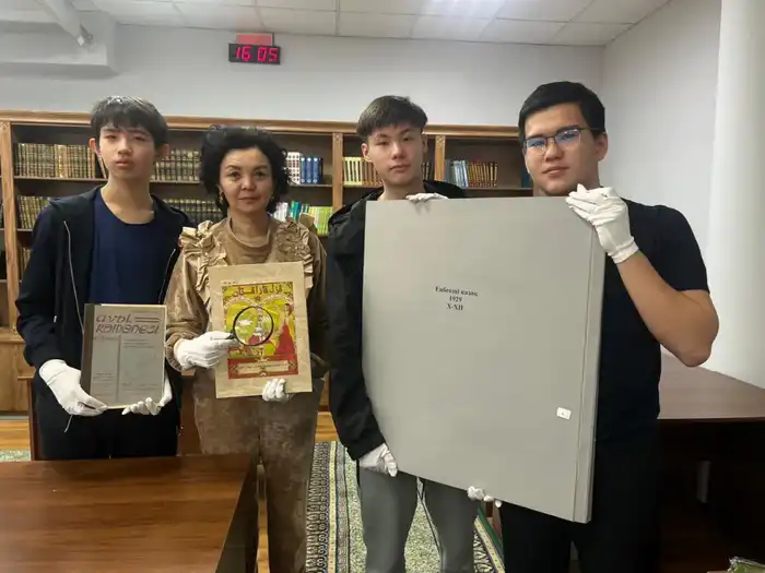 Юные ученые Астаны изучили наследие Ораза Жандосова (2)
