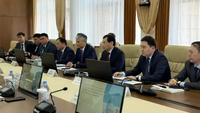 Улытау в ожидании медного чуда от Microbus! Астане