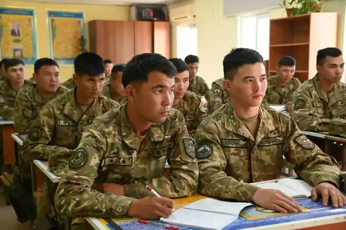 Призыв 850 офицеров запаса в Казахстане в 2026 году: последствия для военной готовности страны Астане