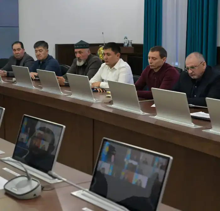 Аким области провел встречу с сельхозтоваропроизводителями региона, на которой обсудили подготовку и проведение весенне-полевых работ текущего сезона (2)