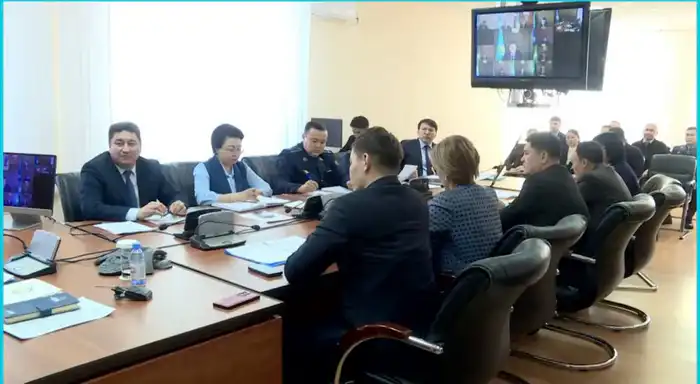 Члены областной комиссии по делам несовершеннолетних и защите их прав поддержали проект новой Конституции (3)