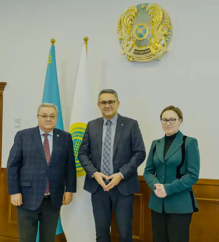 Подготовка к республиканскому референдуму: встреча Центральной комиссии с представителями БДИПЧ ОБСЕ Астане