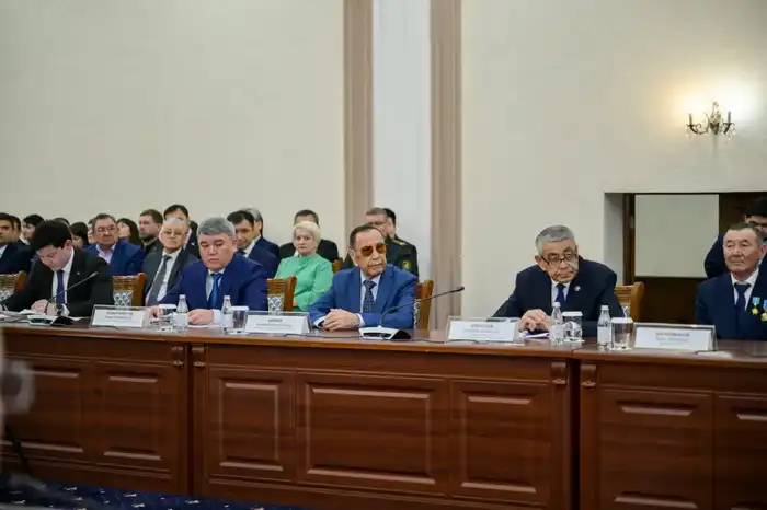 Обсуждение проекта Новой Конституции РК прошло под председательством акима региона Астане