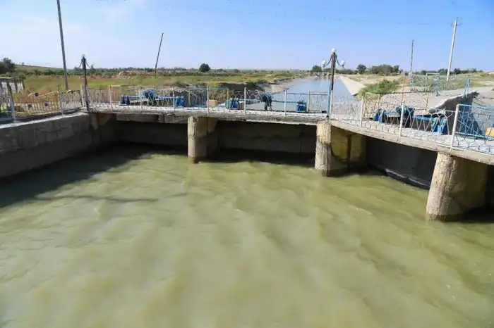 В ТУРКЕСТАНСКОЙ ОБЛАСТИ ВНЕДРЕНЫ НОВЫЕ ТЕХНОЛОГИИ ПО ЭФФЕКТИВНОМУ ИСПОЛЬЗОВАНИЮ ПОЛИВНОЙ ВОДЫ (5)