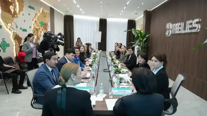 В Астане в Есильском районном филиале партии «AMANAT» создано женское крыло (3)