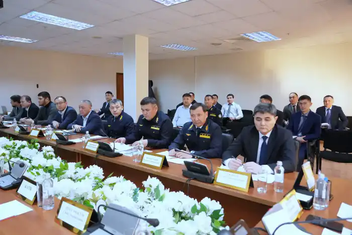 В Министерстве транспорта Республики Казахстан подведены итоги 2025 года по вопросам расследования происшествий и инцидентов на воздушном, железнодорожном и водном транспорте (2)
